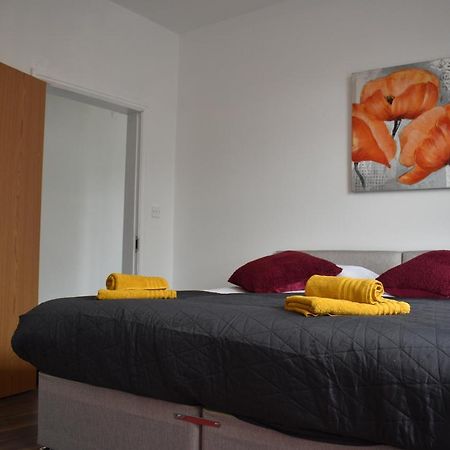 Celyn Room Denbigh Zewnętrze zdjęcie